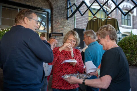 Archieffoto: haring proeven op de haringparty van 2019
